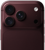 Face arrière d’un iPhone 18 Pro bordeaux, montrant la caméra principale 48 MP avec ouverture variable