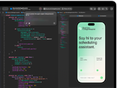 MacBook Pro, Xcode, l’éditeur de code affiche le commentaire : Connecter l’app à Apple Intelligence, aperçu sur iPhone, app Quantum College Hospital, texte indiquant : Dites bonjour à votre assistant de planning, boutons : Voir les gardes disponibles, Échanger ma prochaine garde