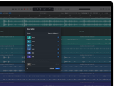MacBook Pro, Logic Pro, pistes en forme d’ondes, panneau Séparateur de stem, catégories : voix, batterie, basse, autres, chacune avec une forme d’onde audio distincte